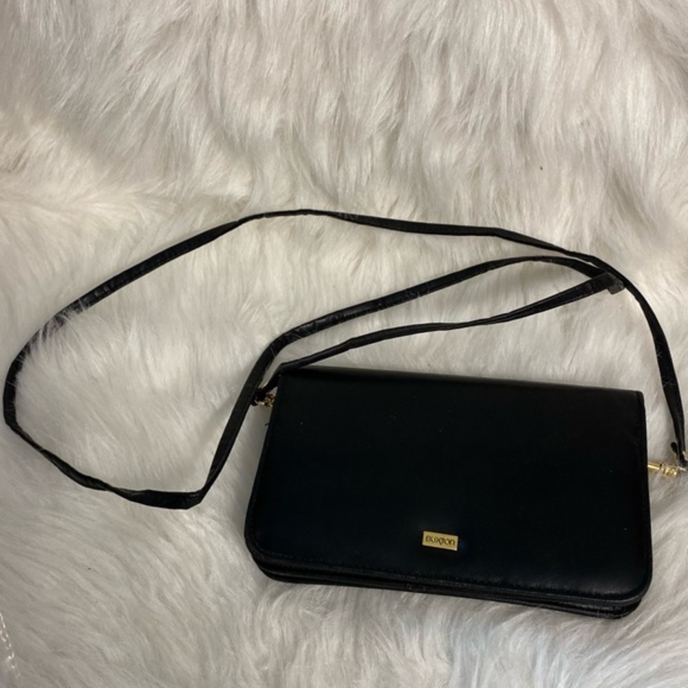 Buxton Purse Black Shoulder Strap‎